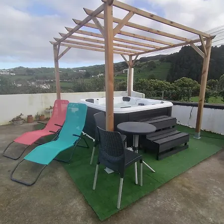 Sunrise House Alpehytte *