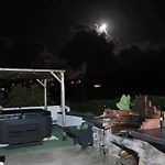 Sunrise House Chalet