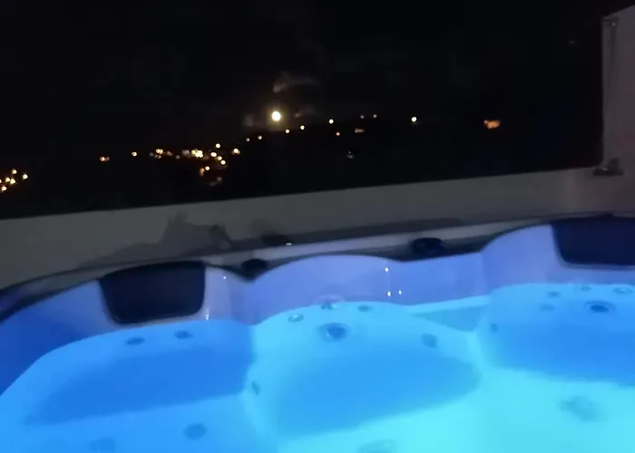 Alpstuga Sunrise House *